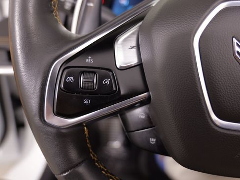 Used 2020 Chevrolet Corvette Stingray Preferred Cpe w/ 2LT Preferred Equipment Group RWD image 38