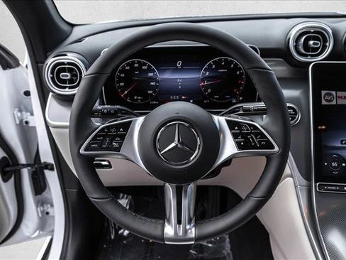 New 2026 Mercedes-Benz GLC 300 4MATIC image 13