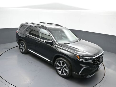 Certified 2024 Honda Pilot Touring image 38