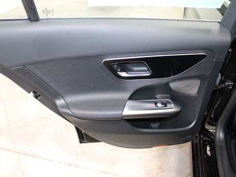 Used 2025 Mercedes-Benz C 300 Sedan image 17