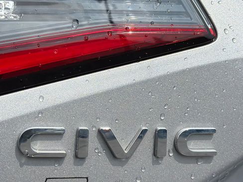 Used 2023 Honda Civic LX image 12