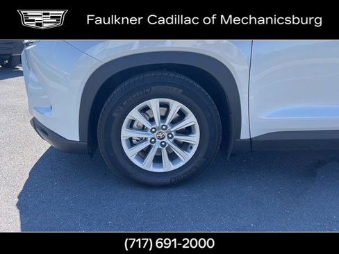 Used 2024 Toyota Grand Highlander XLE image 31