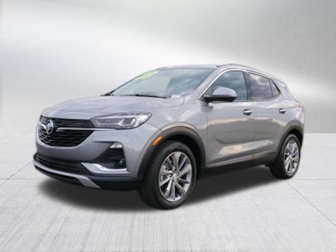 Used 2023 Buick Encore GX Essence w/ Experience Buick Package image 7