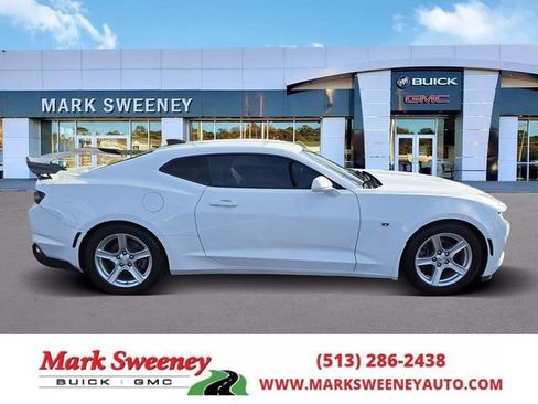 Used 2019 Chevrolet Camaro LT RWD image 27
