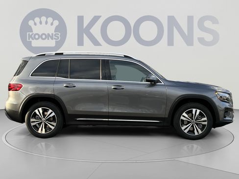 Used 2026 Mercedes-Benz GLB 250 4MATIC image 7