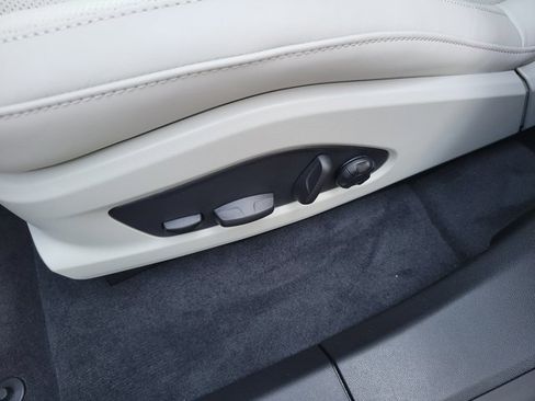 New 2026 Porsche Macan Electric image 24