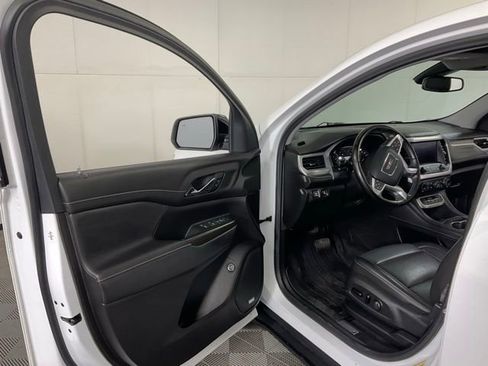 Used 2023 GMC Acadia SLT w/ Elevation Edition image 27