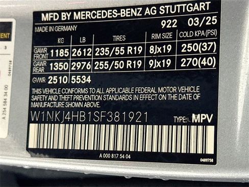 Certified 2025 Mercedes-Benz GLC 300 4MATIC image 34