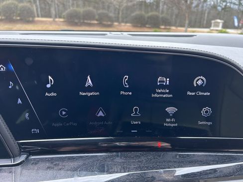 Used 2021 Cadillac Escalade ESV Premium Luxury w/ Driver Assist Tech Package image 31