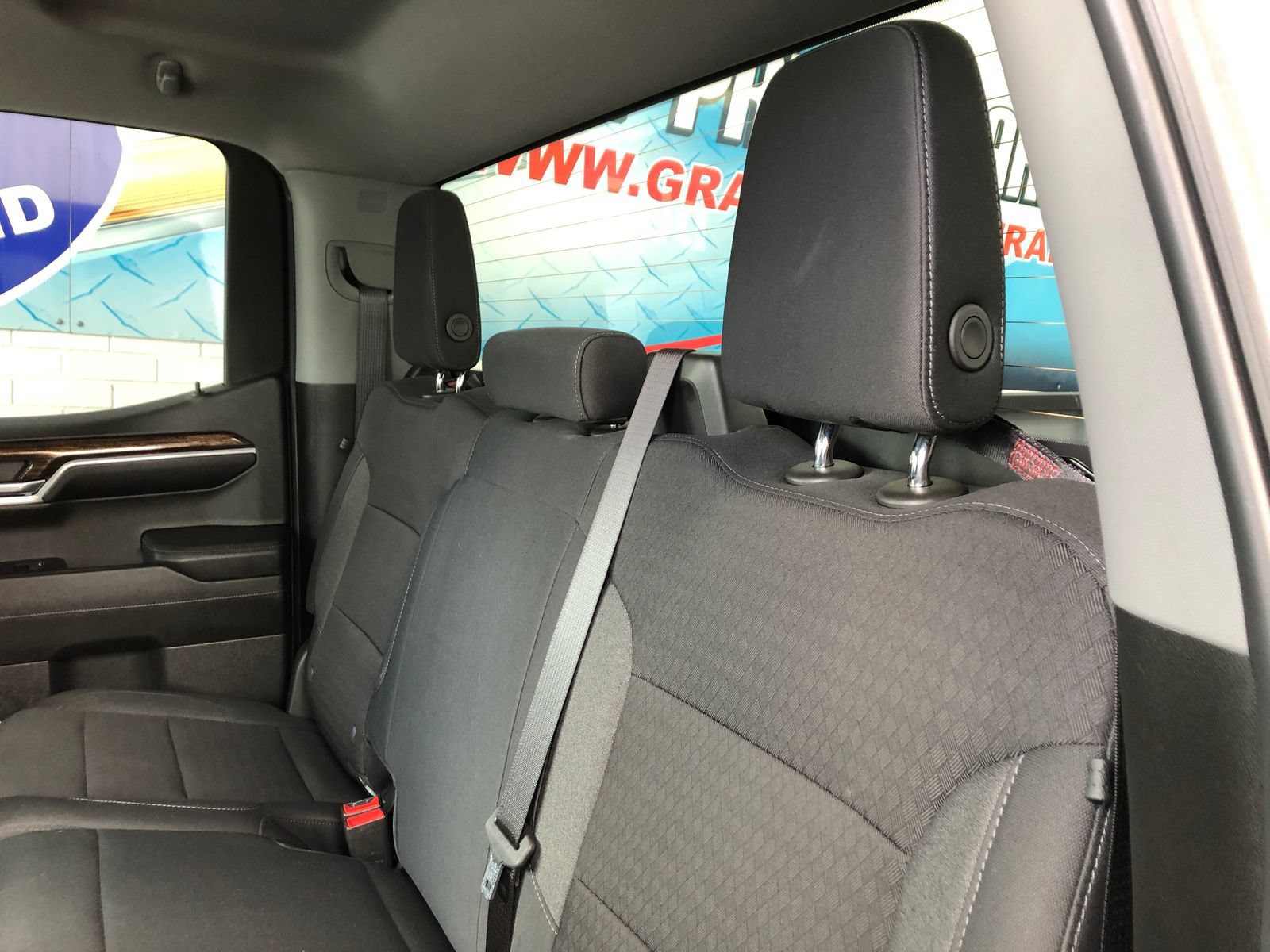 Used 2024 GMC Sierra 1500 Elevation AWD/4WD image 9