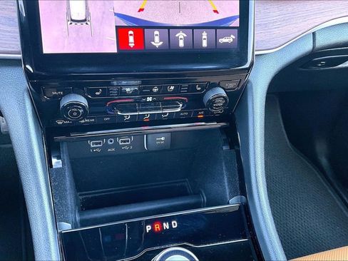 Used 2022 Jeep Grand Cherokee Summit image 25