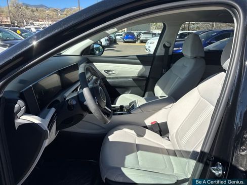 Certified 2025 Hyundai Tucson SEL image 25