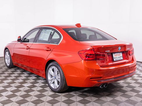 Used 2017 BMW 330i xDrive Sedan image 13