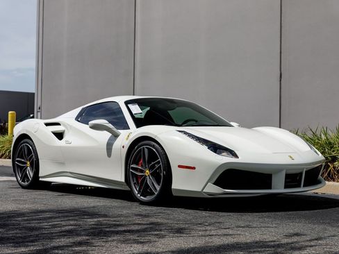 Used 2019 Ferrari 488 Spider RWD image 39