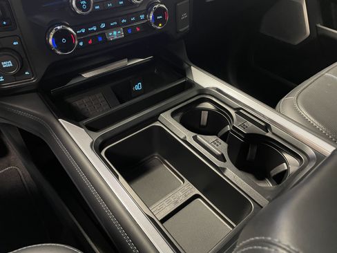 Used 2025 Ford F250 Platinum image 20