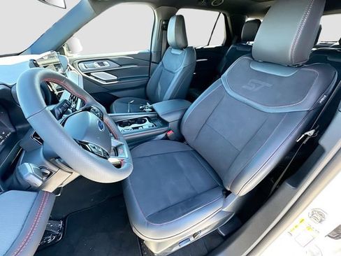 New 2026 Ford Explorer ST w/ Sun And Sound Package image 15