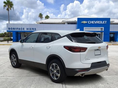 Used 2024 Chevrolet Blazer LT w/ Driver Confidence Package FWD image 3