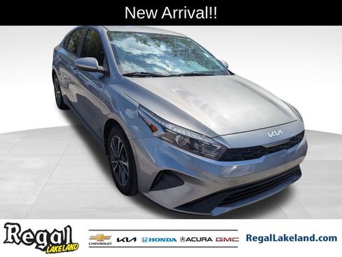 Used 2023 Kia Forte LXS image 1