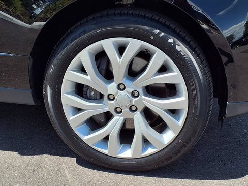 Used 2019 Land Rover Range Rover HSE AWD/4WD image 9
