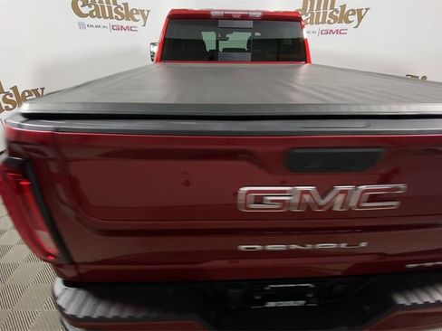 Used 2023 GMC Sierra 2500 Denali w/ Denali Ultimate Package image 7