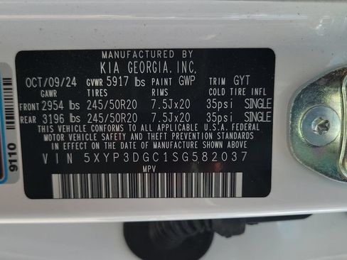 Used 2025 Kia Telluride EX w/ EX Captain's Chair Package AWD/4WD image 28