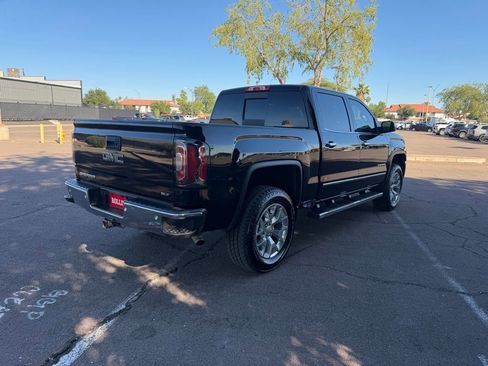 Used 2018 GMC Sierra 1500 SLT w/ SLT Premium Package image 9