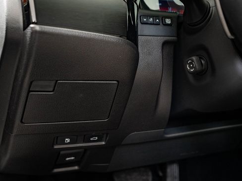 Certified 2023 Lexus ES 250 w/ Premium Package image 42