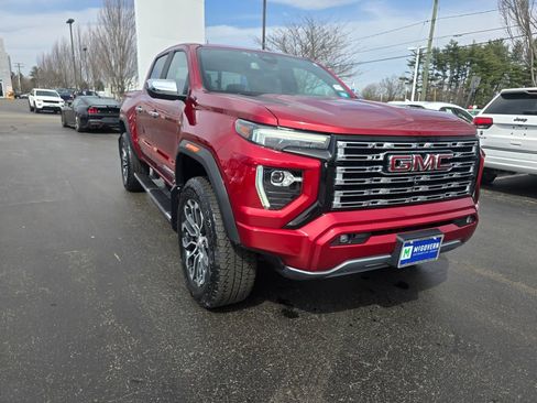 Used 2023 GMC Canyon Denali image 10