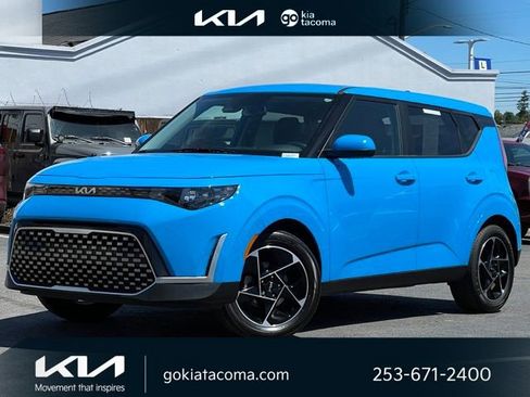 Certified 2023 Kia Soul EX FWD image 1
