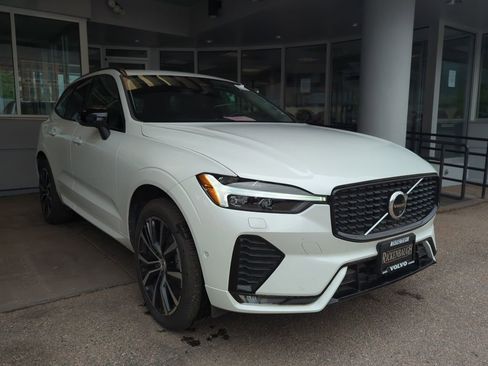 Used 2025 Volvo XC60 B5 Plus AWD/4WD image 1