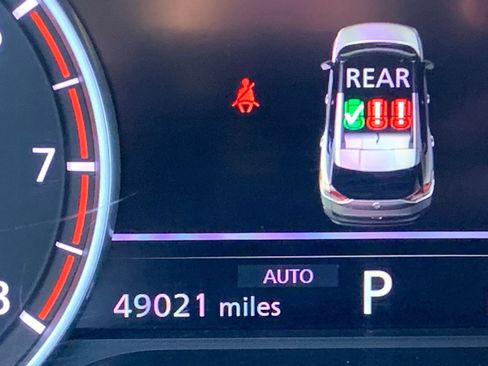 Used 2023 Nissan Rogue SV image 40