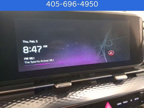 Used 2023 Kia Carnival SX Prestige image 19