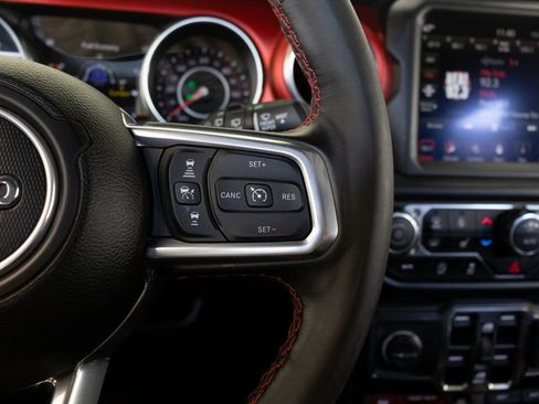 Used 2022 Jeep Wrangler Unlimited Rubicon w/ LED Lighting Group image 25