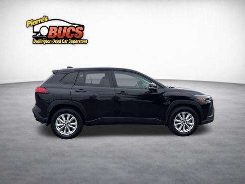 Used 2025 Toyota Corolla Cross LE AWD/4WD image 6
