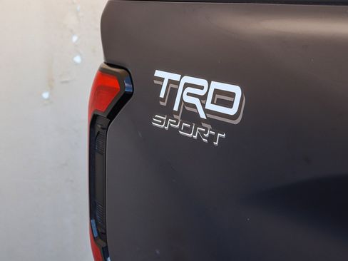 Used 2024 Toyota Tacoma TRD Sport image 11