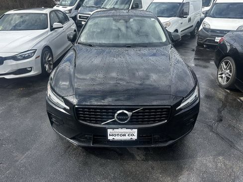Used 2021 Volvo S60 T5 Momentum AWD/4WD image 7