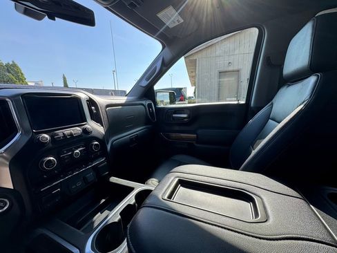 Used 2021 Chevrolet Silverado 1500 RST w/ Convenience Package II AWD/4WD image 21