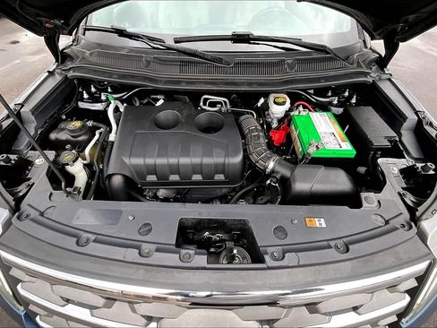 Used 2018 Ford Explorer FWD image 9