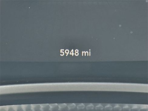 Used 2016 Dodge Challenger SRT Hellcat image 36