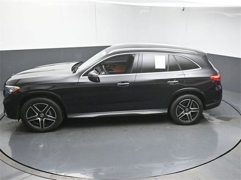 Used 2025 Mercedes-Benz GLC 300 image 46