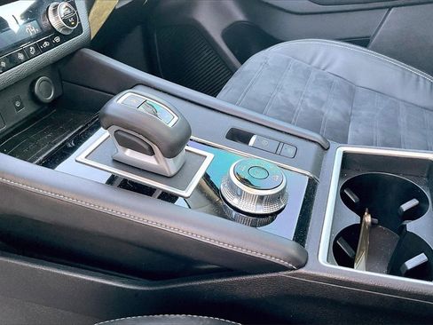 Used 2022 Mitsubishi Outlander SE image 21