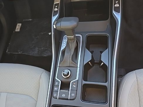 New 2025 Kia Sorento EX w/ Panoramic Sunroof Package image 9