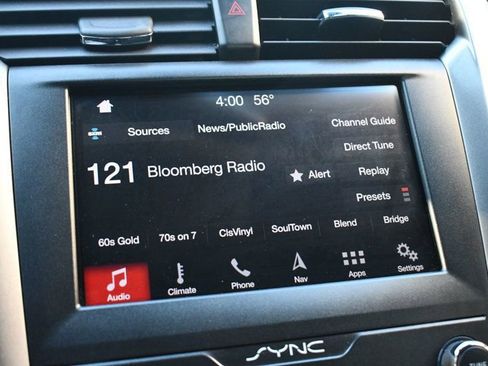 Used 2019 Ford Fusion SE image 38