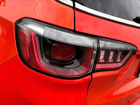 Used 2020 Jeep Compass Sport image 27