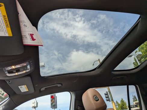 Used 2026 Mercedes-Benz GLB 250 4MATIC image 15