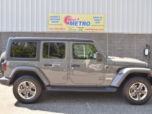 Used 2021 Jeep Wrangler Unlimited Sahara image 1
