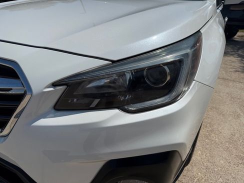 Used 2019 Subaru Outback 2.5i Premium image 9