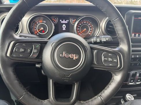 Used 2023 Jeep Wrangler Willys image 26