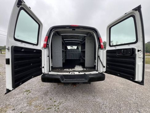 Used 2020 Chevrolet Express 2500 Extended w/ Enhanced Convenience Package RWD image 13