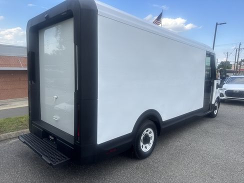 Used 2024 Chevrolet Brightdrop 600 w/ Battery Pack, Max Range AWD/4WD image 5